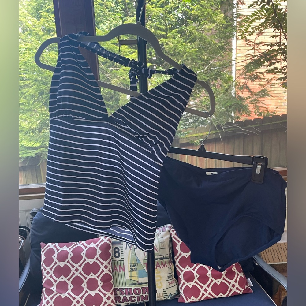 NWT!! Calypso Cove Navy and White Swimsuit Set